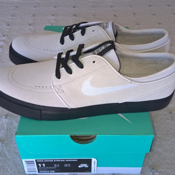 nike sb janoski size 11